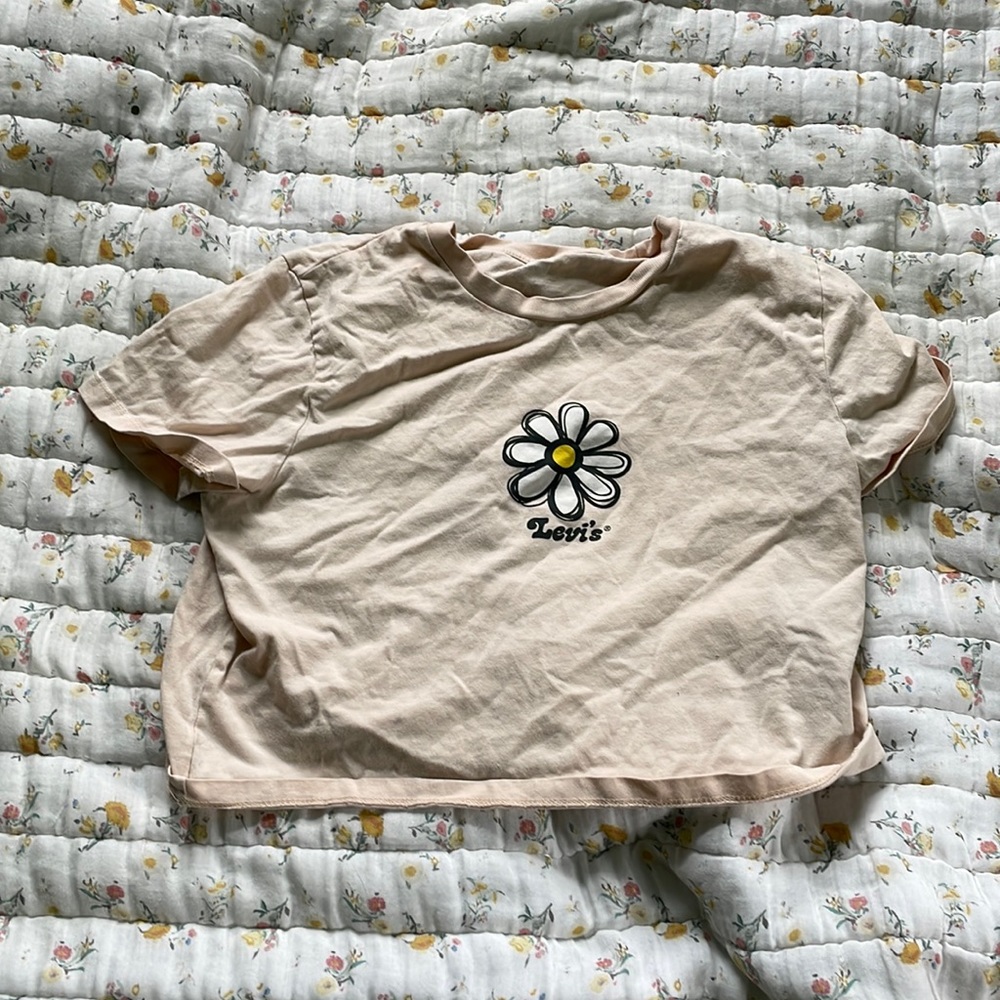 Levi’s flower top